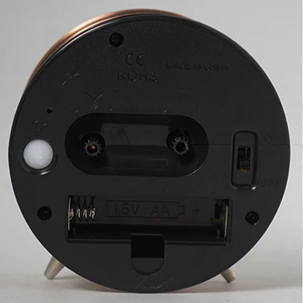 Petit Réveil À Aiguille