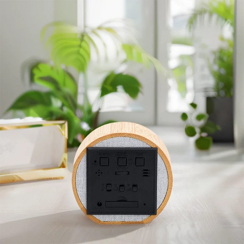 LED-Digitalwecker aus Holz