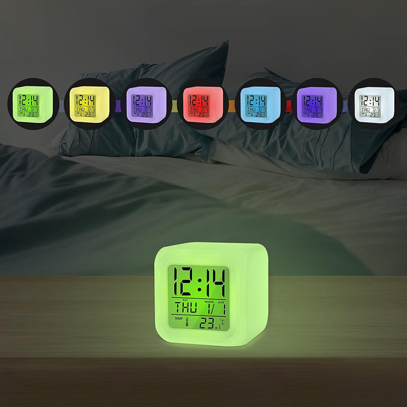 Digitaler Wecker mit Batteriebetrieb