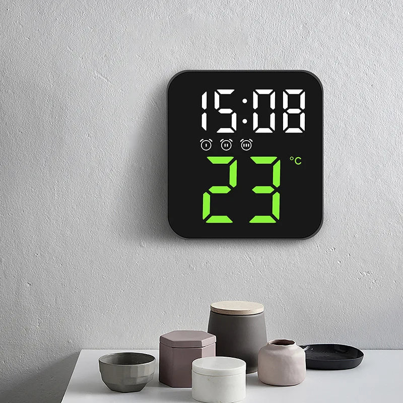 Designer Reisewecker