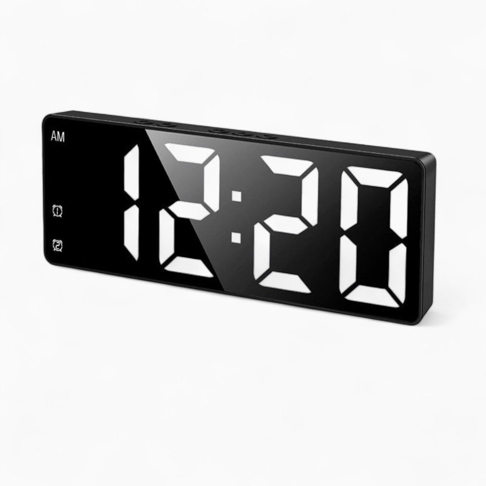 Leuchtender Wecker mit Batterien