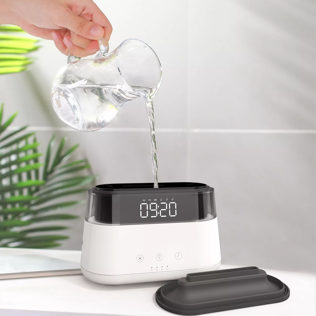 Digitaler Wecker mit Aromadiffusor